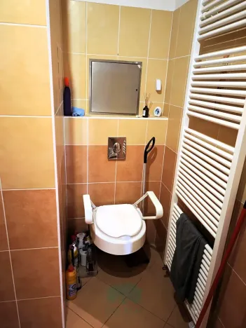 Prodej bytu 1+kk, Praha - Pitkovice, Holubinková, 39 m2