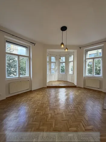 Pronájem bytu 2+1, Praha - Vinohrady, 75 m2