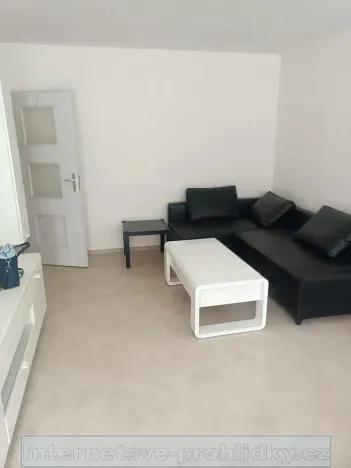 Pronájem bytu 3+1, Praha - Kamýk, 73 m2