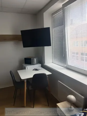 Pronájem bytu 1+kk, Přerov, 28 m2