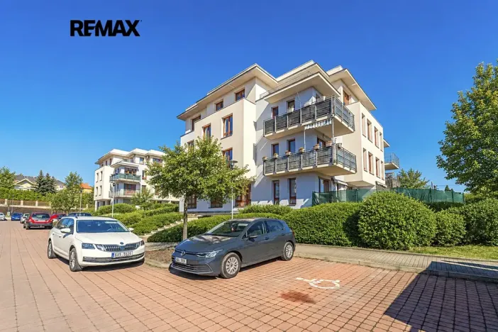 Pronájem bytu 2+kk, Slaný, Kybalova, 56 m2
