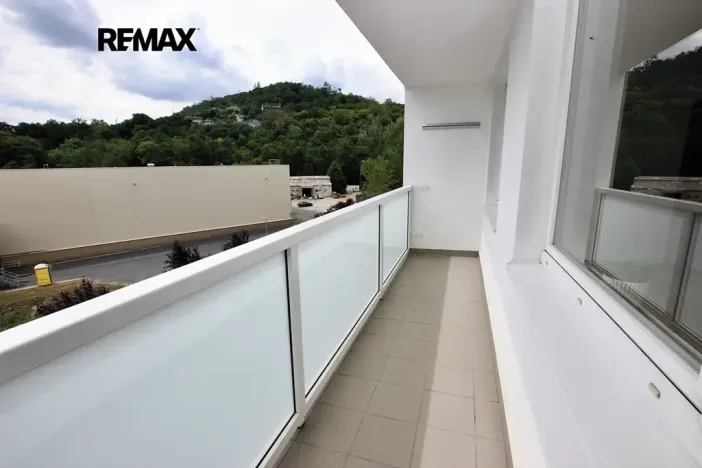 Pronájem bytu 3+kk, Loděnice, Za GZ, 64 m2