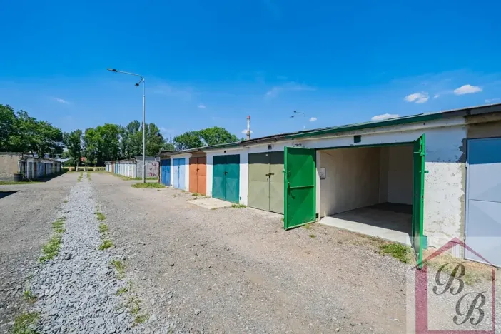 Prodej garáže, Benátky nad Jizerou, Boženy Němcové, 16 m2