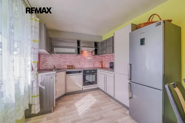 Prodej rodinného domu, Pernarec, 220 m2