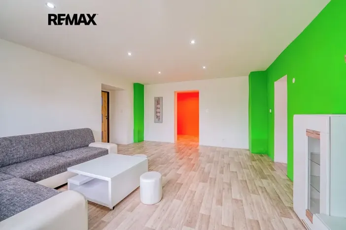 Prodej rodinného domu, Pernarec, 220 m2