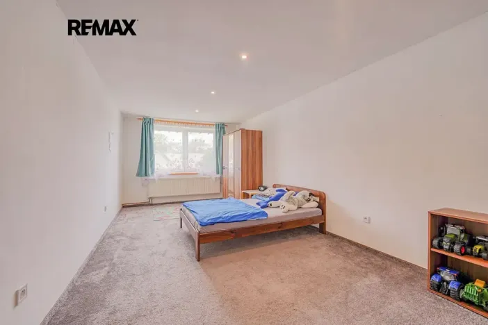 Prodej rodinného domu, Pernarec, 220 m2