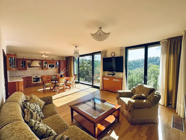 Prodej bytu 3+kk, Karlovy Vary, Pražská silnice, 102 m2