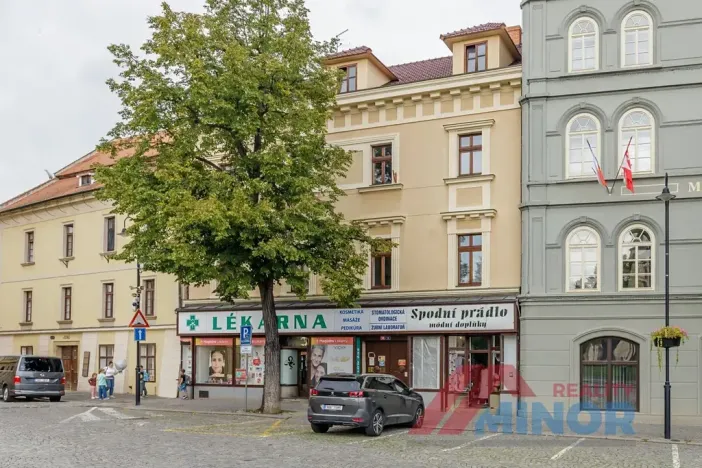 Pronájem ordinace, Slaný, Masarykovo náměstí, 69 m2