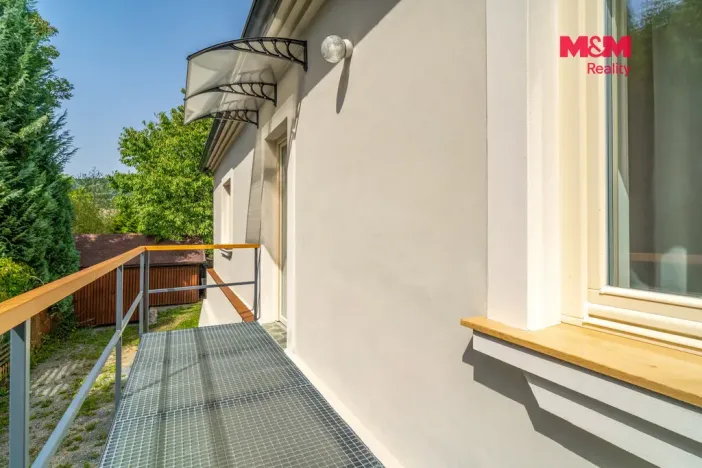 Prodej rodinného domu, Bušín, 73 m2