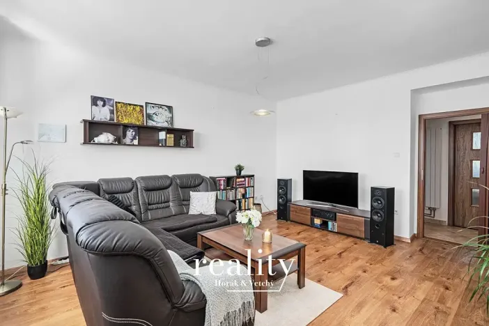 Prodej bytu 3+kk, Šumná, 88 m2