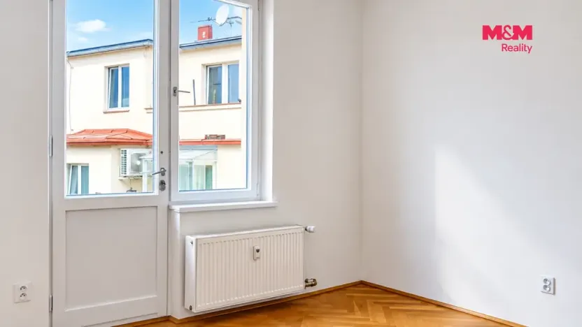 Pronájem bytu 1+kk, Praha - Holešovice, Bubenská, 21 m2