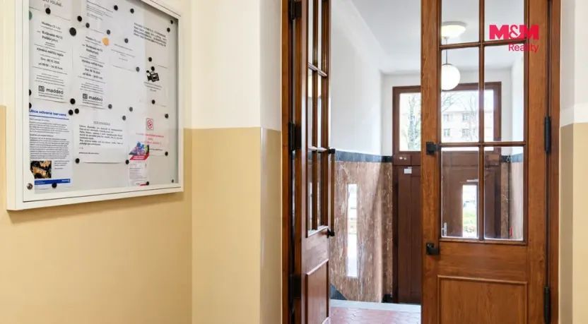 Pronájem bytu 1+kk, Praha - Holešovice, Bubenská, 21 m2