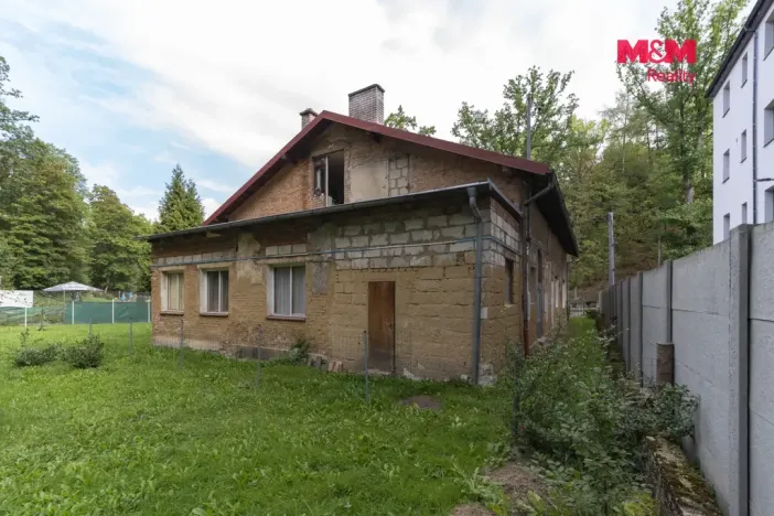 Prodej bytu 3+1, Cheb, Břehnická, 115 m2