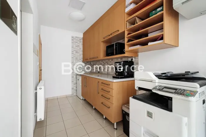 Prodej kanceláře, Brno, Holzova, 640 m2