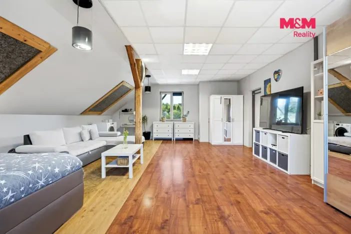 Prodej rodinného domu, Železný Brod - Bzí, 313 m2