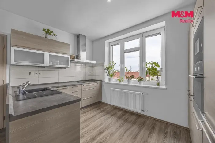 Prodej bytu 2+kk, Hradec Králové, Bidlova, 54 m2