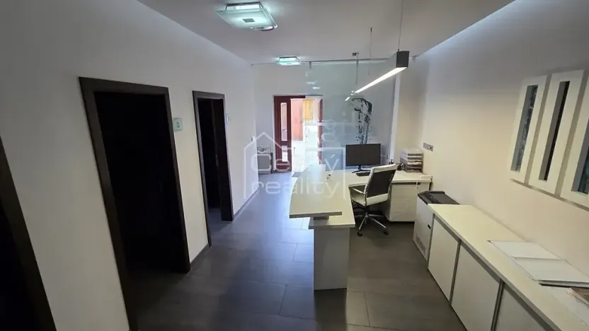 Pronájem kanceláře, Jičín, Kollárova, 140 m2