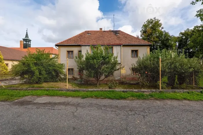 Prodej rodinného domu, Kožlany, Pražská, 200 m2