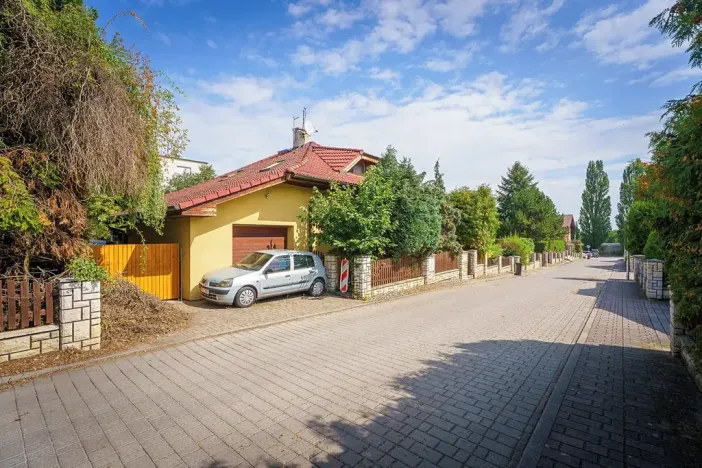 Prodej rodinného domu, Horoměřice, 160 m2