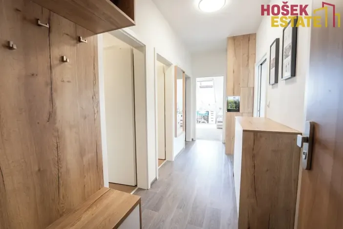 Prodej bytu 3+kk, Holubice, 79 m2
