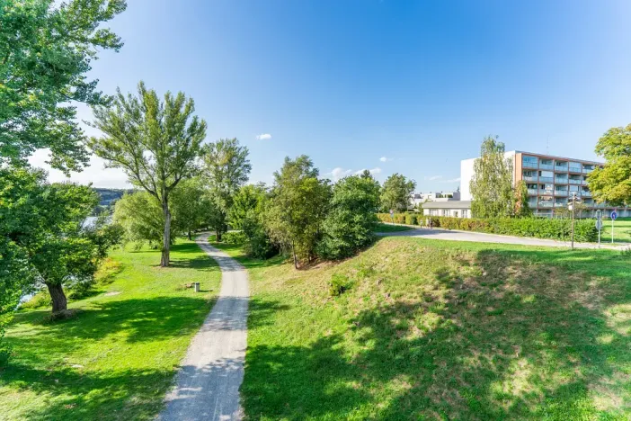 Prodej bytu 2+kk, Kralupy nad Vltavou - Lobeček, J. Holuba, 40 m2
