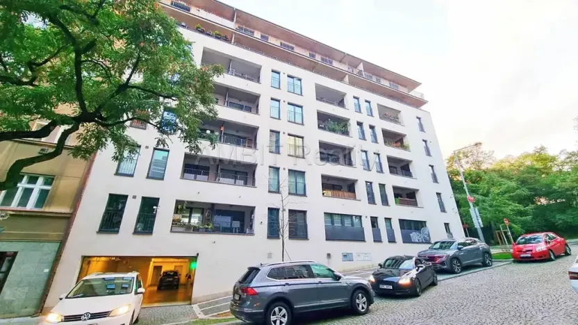 Pronájem bytu 4+kk, Praha - Žižkov, Kališnická, 99 m2