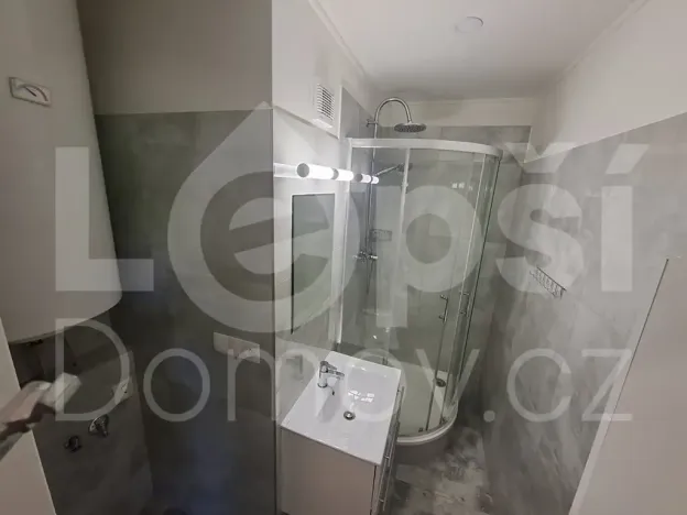 Pronájem bytu 2+1, Žulová, Na Rybníčku, 56 m2