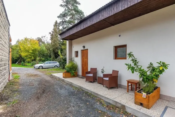 Pronájem bytu 1+kk, Měchenice, Vltavská, 29 m2