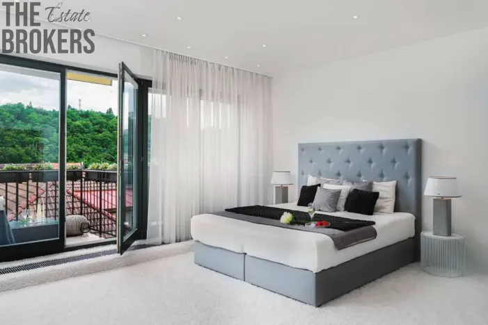 Pronájem bytu 4+kk, Praha - Smíchov, Holečkova, 170 m2