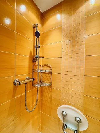 Pronájem bytu 1+1, Třebíč, Tolstého, 31 m2