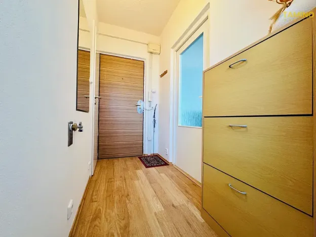 Pronájem bytu 1+1, Třebíč, Tolstého, 31 m2