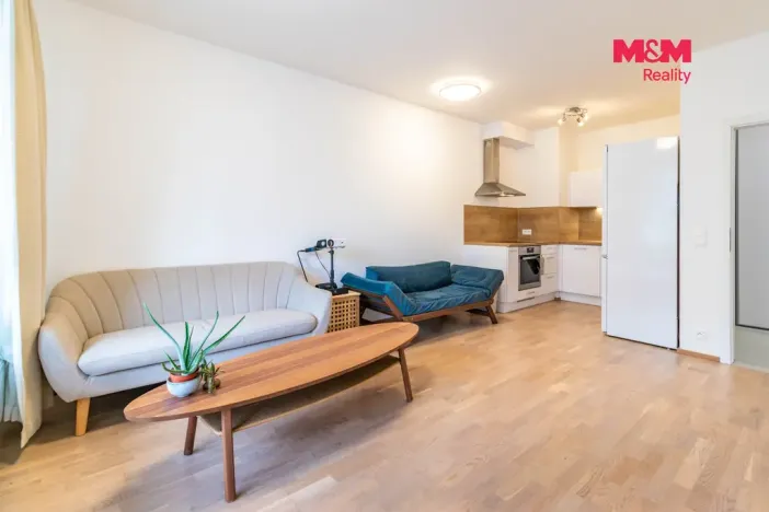Pronájem bytu 2+kk, Praha - Hloubětín, Waltariho, 49 m2
