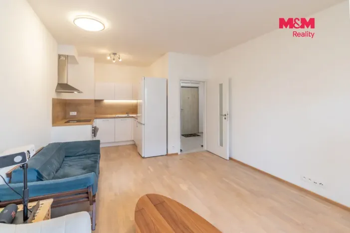 Pronájem bytu 2+kk, Praha - Hloubětín, Waltariho, 49 m2