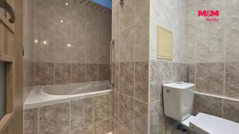 Pronájem bytu 1+1, Karlovy Vary - Rybáře, Sibiřská, 37 m2