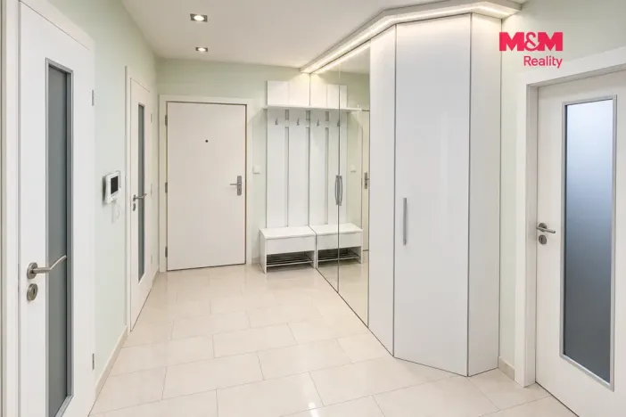 Prodej bytu 3+1, Tachov, Želivského, 75 m2