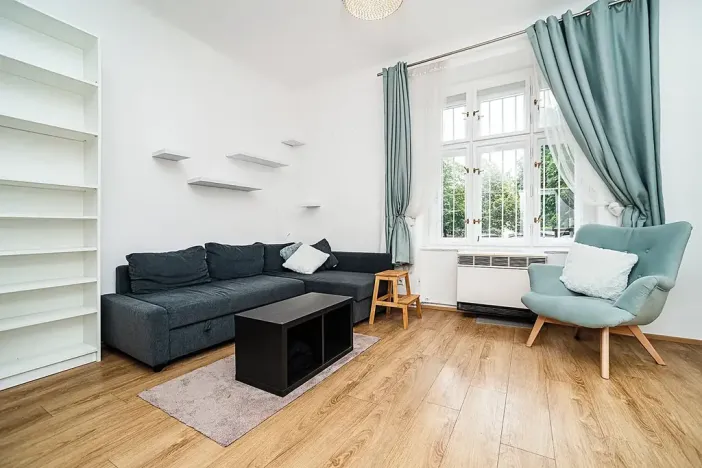 Pronájem bytu 1+kk, Praha - Žižkov, Fibichova, 32 m2