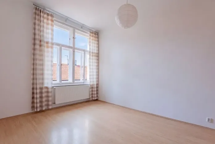Pronájem bytu 2+kk, Praha - Nové Město, Novomlýnská, 57 m2