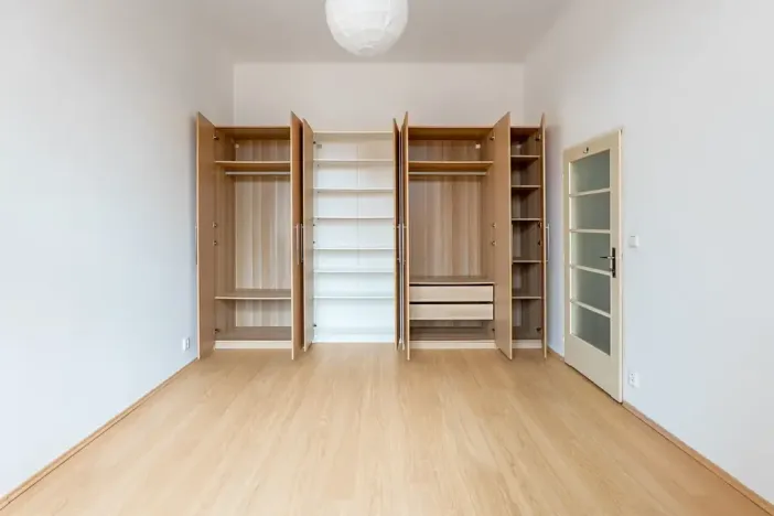Pronájem bytu 2+kk, Praha - Nové Město, Novomlýnská, 57 m2