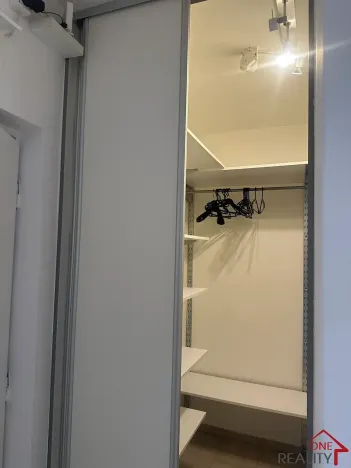 Pronájem bytu 1+1, Staré Město, Kopánky, 35 m2