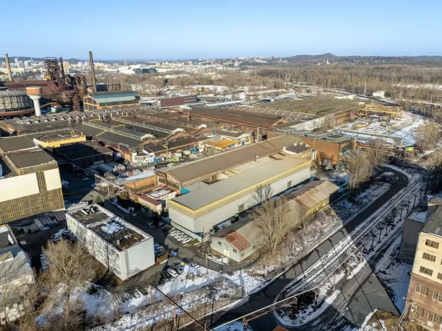 Pronájem výrobních prostor, Ostrava, 9648 m2