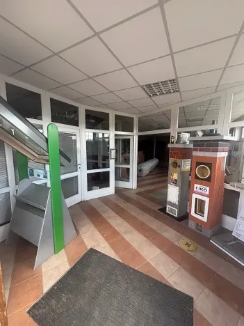 Pronájem obchodního prostoru, Náměšť nad Oslavou, Ocmanická, 500 m2