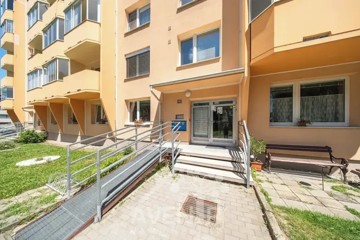 Prodej bytu 4+kk, Napajedla, Nábřeží, 72 m2