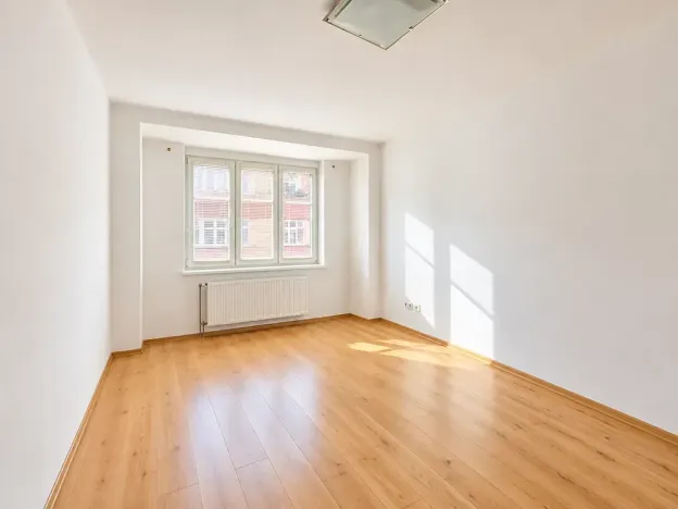 Pronájem bytu 2+kk, Praha - Strašnice, Kralická, 53 m2