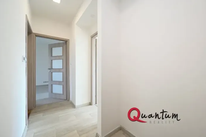 Pronájem bytu 3+1, Praha - Hloubětín, Poděbradská, 72 m2