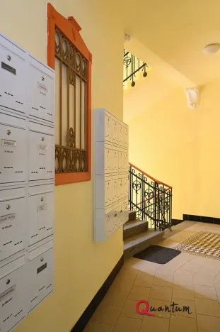 Pronájem bytu 1+kk, Praha - Vršovice, Mexická, 37 m2
