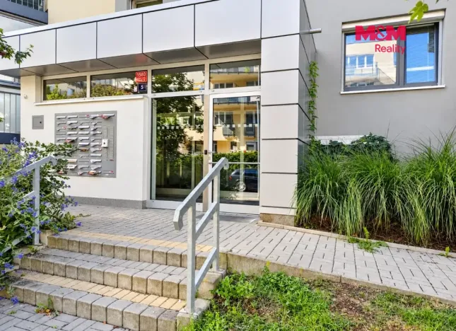 Pronájem bytu 2+kk, Praha, Rižská, 57 m2