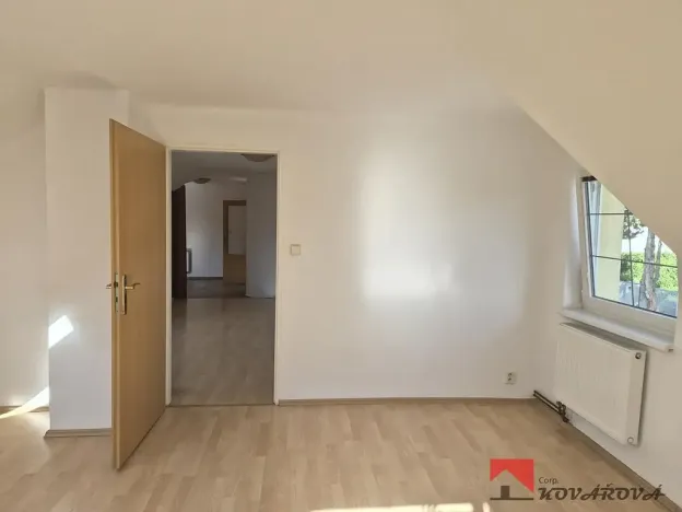 Pronájem bytu 3+1, Kralupy nad Vltavou, Kuzmínova, 60 m2
