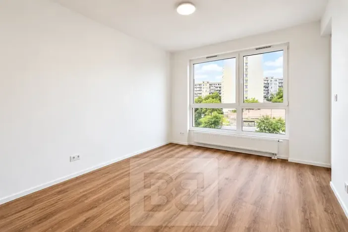Pronájem bytu 2+kk, Praha - Černý Most, Arnošta Valenty, 41 m2