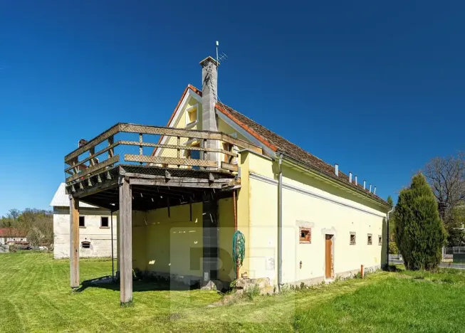 Prodej rodinného domu, Cvikov, 197 m2