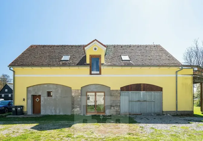 Prodej rodinného domu, Cvikov, 197 m2